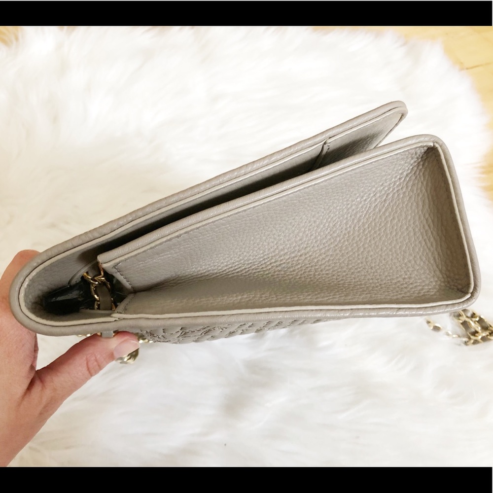 NEW Tory Burch Bryant quilted convertible crossbod - Picture 5 of 13